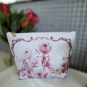 Kaap Delft Proteas & Scrolls Border - Recycled Felt Cosmetic Bag