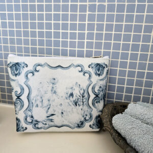 Kaap Delft Proteas & Geuwels Border - Recycled Felt Cosmetic Bag